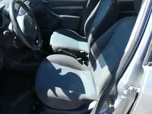 Ford Focus Focus Turnier Tüv Au 04/2028 Rost Frei Bild 5
