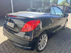 Peugeot 207 Bild 2