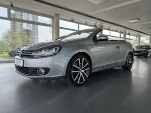 Volkswagen Golf VI Cabriolet 1.4 TSI DSG NAVI LEDER GRA PDC Klima Bild 2