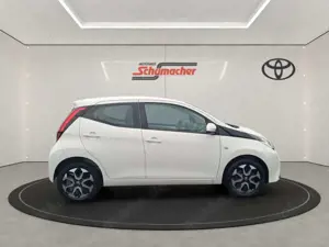 Toyota Aygo x-play club+ACAA+GJ-RÄDER !! Bild 5