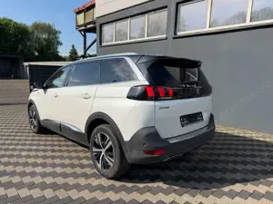 Peugeot 5008 Bild 4