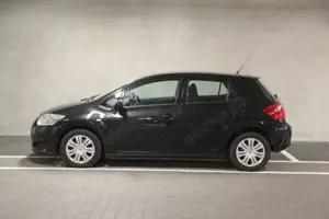 Toyota Auris Sol