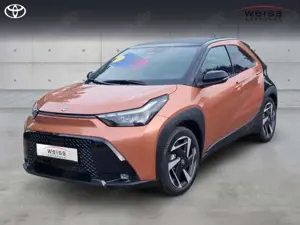 Toyota Aygo X Hybrid 1.5 Lounge*Heckbox+Winterräder*LED