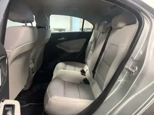 Mercedes-Benz A 200 Style Sport-NAVi*PDC*KAMERA Bild 4