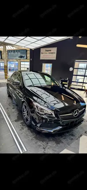 Mercedes-Benz CLA 200 7G-DCT AMG Line