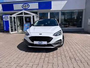 Ford Focus Lim Active 1Hand*8fach*LED*Navi*Kamera*AHK
