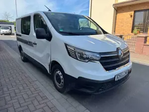 Renault Trafic Bild 2