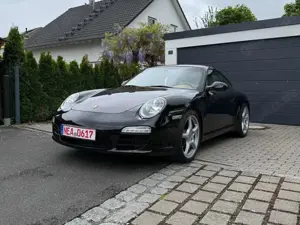 Porsche 911 Carrera