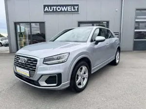 Audi Q2 35 TFSI sport CarPlay AHK LED HU+ Service neu