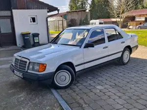 Mercedes-Benz 250 250D/124