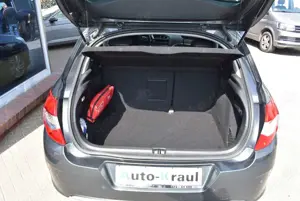 Citroen C4 VTi 120 Exclusive Alu Teilleder Klimatron. Sitzhei Bild 4