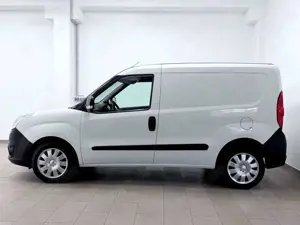 Opel Combo D Kasten L1H1 2,4t  * 2x REGALE * NAVI * Bild 3