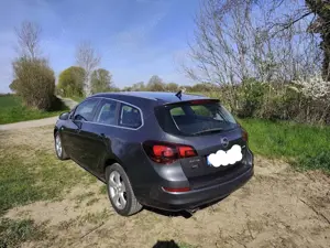 Opel Astra Sportstourer Bild 5