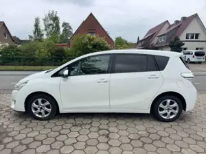 Toyota Verso Bild 3