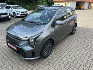 Kia Picanto Vision + 1 Satz Winterreifen
