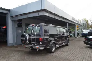 Chevrolet Chevy Van G20 low top  5,7 V8