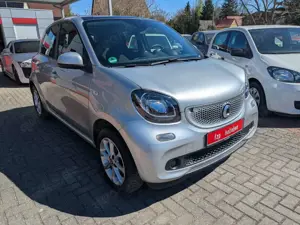 smart forFour Passion / Panorama/ Sitzheiz. / Automatik