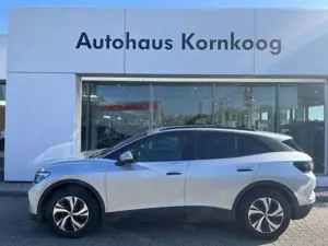 Volkswagen ID.4 Pure 52 kWh Wärme KAM Bluetooth Navi LED