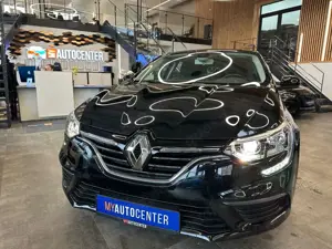 Renault Megane IV Grandtour Play *Navi*AHK*Sitzheiz.*