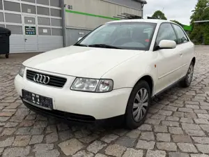 Audi A3 A3 1.6 Ambition Benzin Klima Automatik TÜV NEU