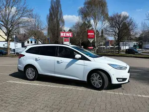 Ford Focus Focus Turnier 1.0 EcoBoost Start-Stopp-System Trend