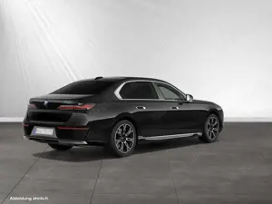 BMW 750 e xDrive Autobahnass.|DAPAProf.|Massage Bild 2