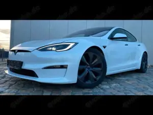 Tesla Model S Bild 2