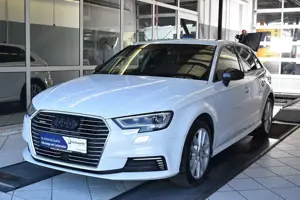 Audi A3 Sportback 40 e-tron S-tronic*Navi*PDC*LED