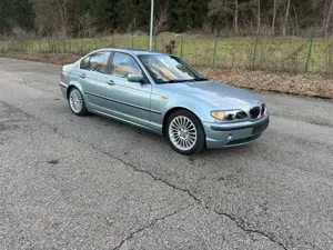 BMW 325 325i*Automatik*Klima*Xsenon*Tuv*Alufelgen*ZV*PDC Bild 2