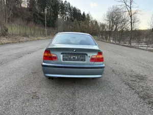BMW 325 325i*Automatik*Klima*Xsenon*Tuv*Alufelgen*ZV*PDC Bild 4