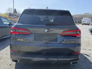 BMW X5 40 i xDrive HUD DAB Massage ACC Standheizung Bild 5