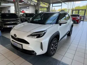 Toyota Yaris Cross Hybrid Team DK Sitzheizung Lenkradheizung