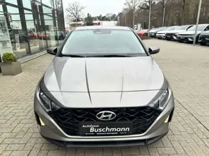 Hyundai i20 1.0 T-GDI 48V-Hybrid DCT Select +Komfort Pak Bild 2