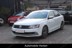 Volkswagen Jetta 1.8 TSI*LEDER*NAVI*DSG*ALU*TOP!