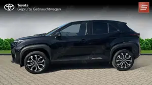 Toyota Yaris Cross Hybrid 1.5 VVT-i Team Deutschland Bild 2