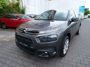 Citroen C4 Cactus PureTech mit AHK. AUTOMATIK