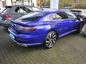 Volkswagen Arteon 2.0 TDI R-Line DSG Nav DCC Pano Standhzg Bild 2