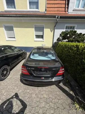 Mercedes-Benz CLK 320 Coupe Avantgarde Bild 2