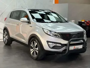 Kia Sportage Spirit 4WD 2.0 CRDi |PANO|XEN|KAM|SHZG| Bild 3