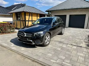 Mercedes-Benz GLC 250 4Matic  AMG-Line  Navi Kamera Leder