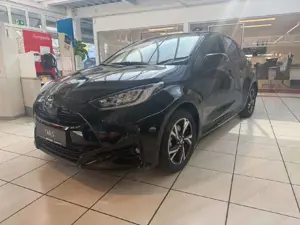 Toyota Yaris Hybrid Team Safety-  Winterp. Zins 1,99%
