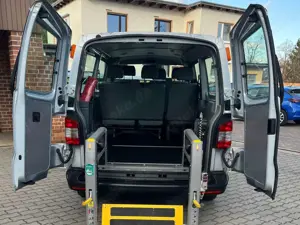 Volkswagen T5 Transporter Rollstuhllift - 6 Sitze - Klima - lang !!!