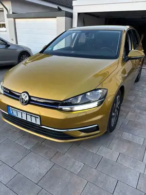 Volkswagen Golf Golf VII 5-Türer 1.5 TSI BlueMotion ACT DSG Sound