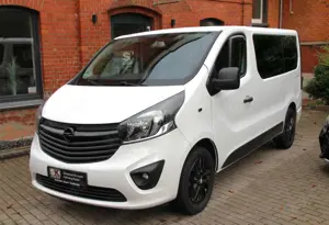 Opel Vivaro B Combi L1H1 9 SitzeBettfunktion