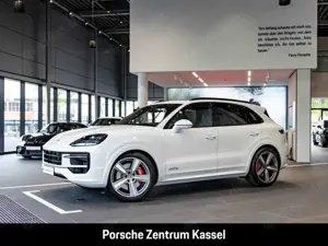 Porsche Cayenne GTS HA-Lenkung InnoDrive Head-Up BOSE