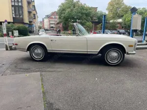 Mercedes-Benz SL 230 Cabrio Bild 2