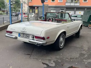 Mercedes-Benz SL 230 Cabrio Bild 3