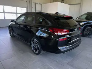 Hyundai i30 FL Kombi 1.5 T-GDI 7-DCT N Line Sitz-Paket.Navi. Bild 4