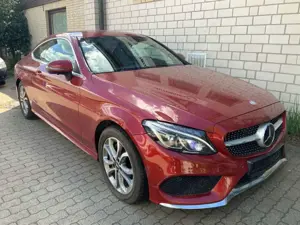 Mercedes-Benz C 180 Coupe AMG-Line DisT/360/MultiBeam/TotW/Spu