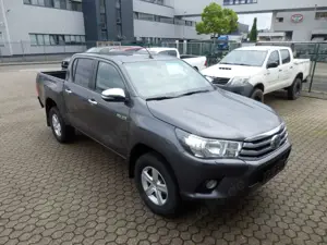 Toyota Hilux Double Cab Duty 4x4, Automatik, Cool Paket, Navi